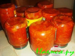 Кабачки с овощами и чесночком на зиму