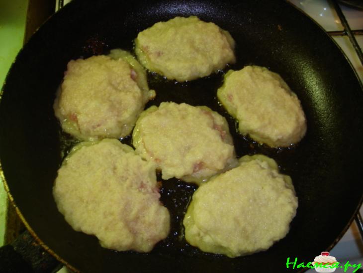 Картофельные блины с мясом Картофельные блины с мясом