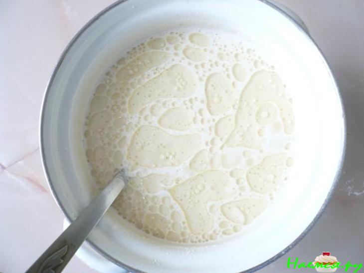 Шоколадные блины с творогом и изюмом