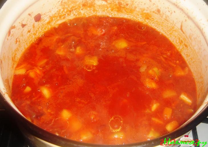 Кабачки с овощами и чесночком на зиму