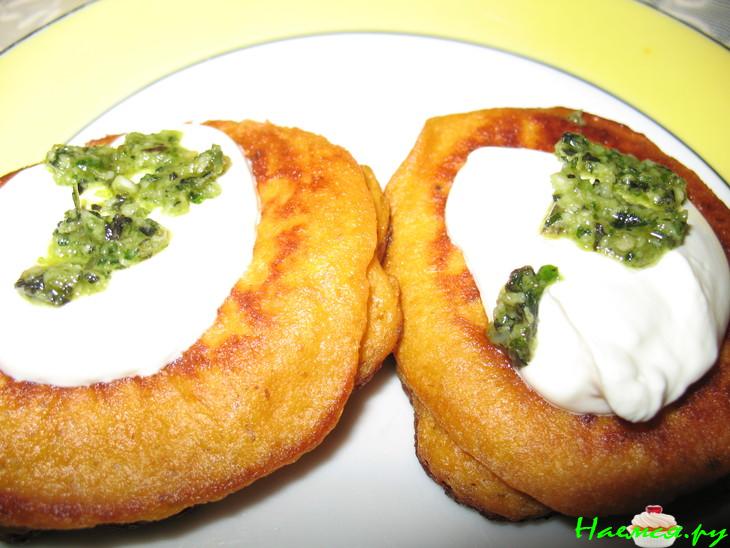 Оладьи из баклажанной икры Оладьи из баклажанной икры