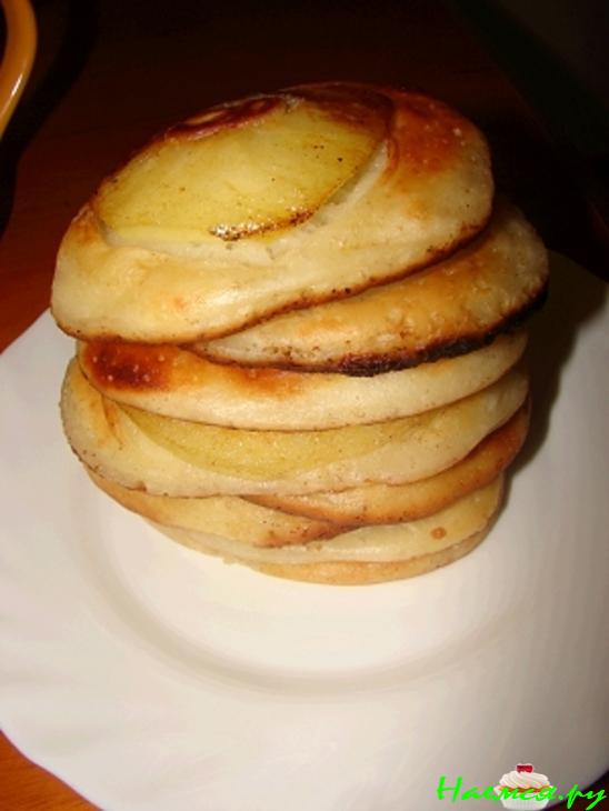 Яблочные оладьи на кефире