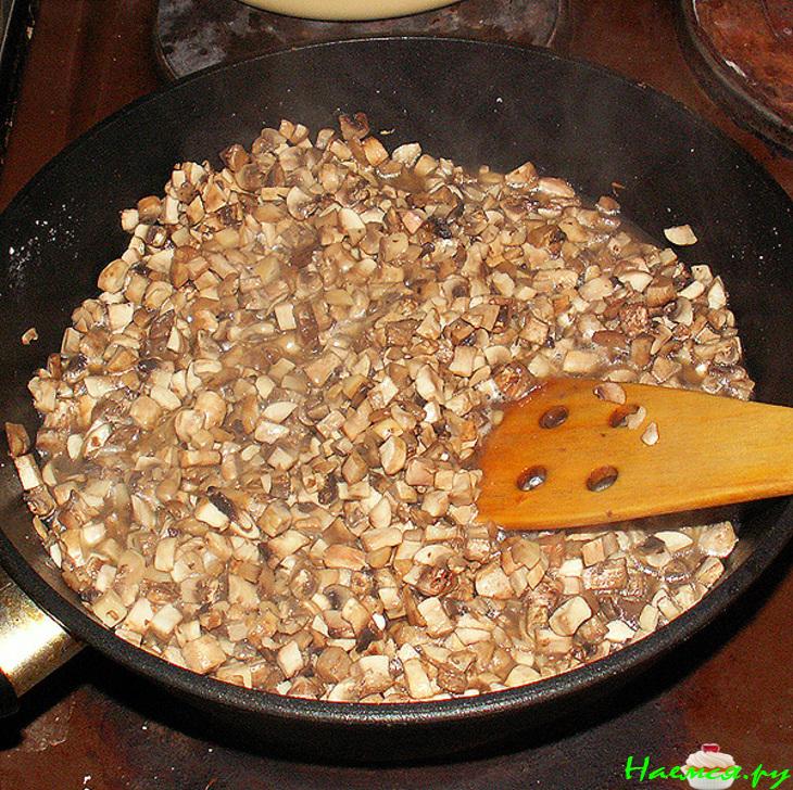 Блинчики с грибами и творожным сыром