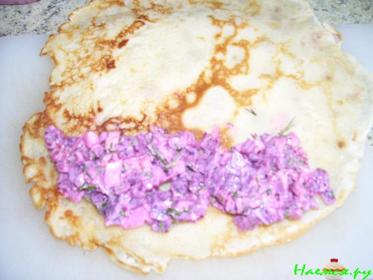 Блинные рулетики с муксуном