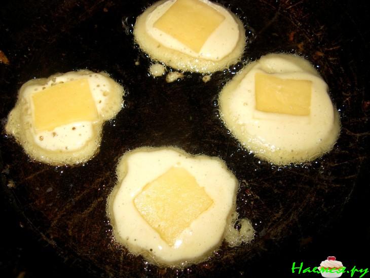 Оладьи с сыром "Мини-пирожки" Оладьи с сыром "Мини-пирожки"