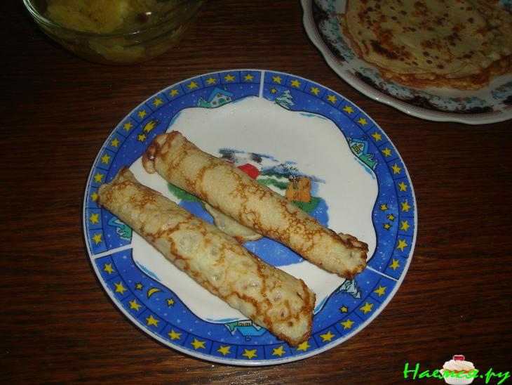 Блинчики с яблоком и корицей Блинчики с яблоком и корицей