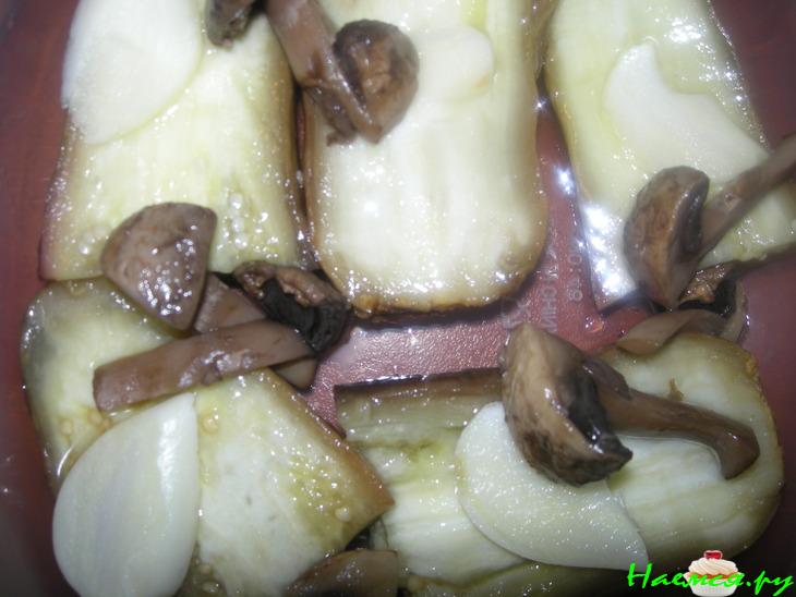 Баклажаны маринованные с шампиньонами