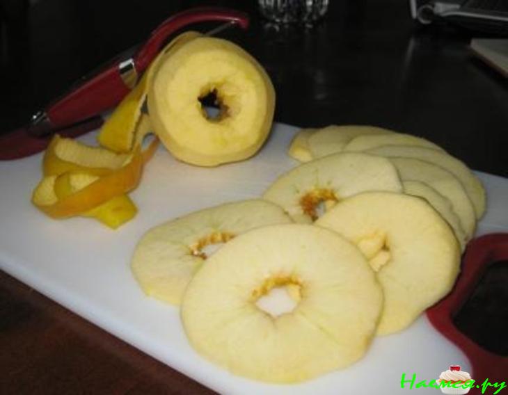 Блины "Яблочные колечки" Блины "Яблочные колечки"