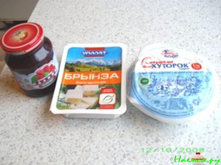 Сырники ржаные с малиной