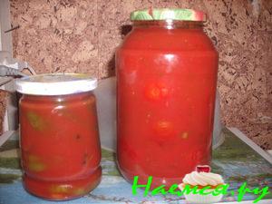 Помидоры и огурцы в томатном соке