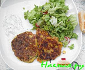 Оладьи из кукурузы и овощей на завтрак Оладьи из кукурузы и овощей на завтрак