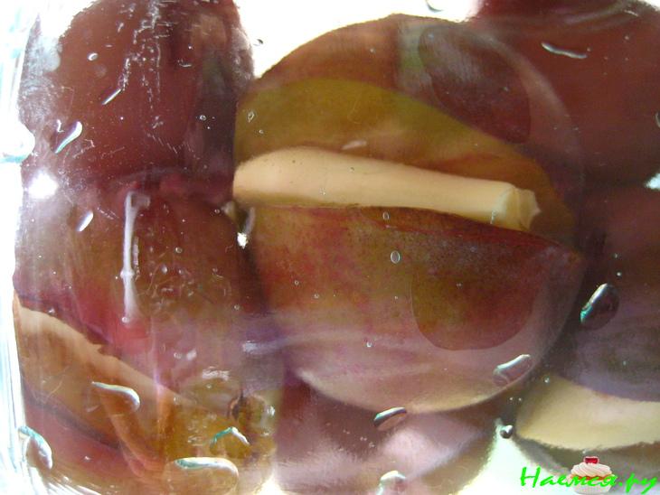 Маринованные сливы с чесноком Маринованные сливы с чесноком
