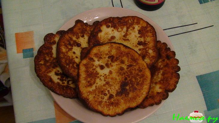 Манные оладушки на молоке Манные оладушки на молоке