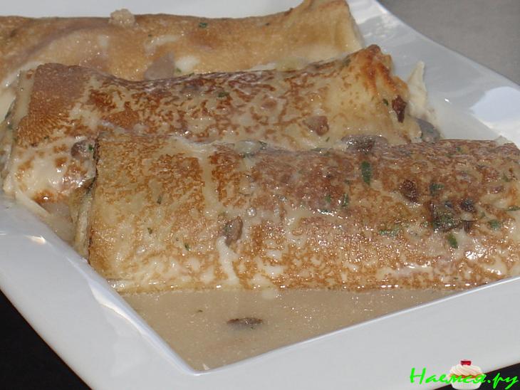 Фаршированныe блинчики в шампиньоновом супчике Фаршированныe блинчики в шампиньоновом супчике