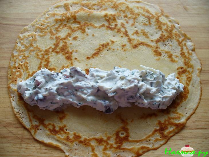 Блинчатые трубочки с вкусной начинкой Блинчатые трубочки с вкусной начинкой