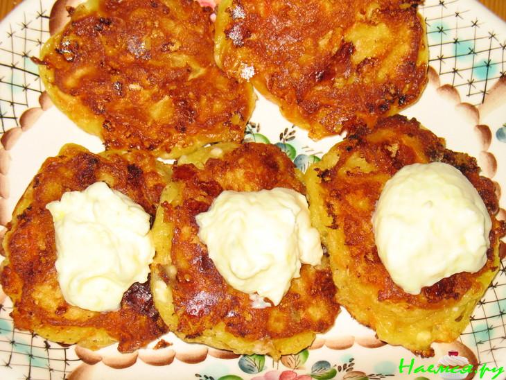 Оладьи из "Домашнего сыра" Оладьи из "Домашнего сыра"