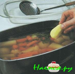 Тушеная нога ягненка в мясном бульоне (6 порций)