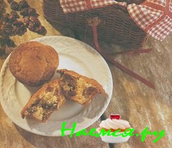 Булочки с сушеной вишней