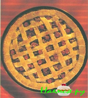 Яблочно-клюквенный сетчатый пирог