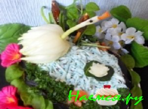 Праздничный салат «Лебединое озеро»